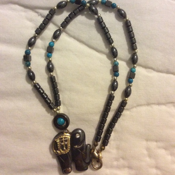 Necklace-elephant pendant - Picture 1 of 5